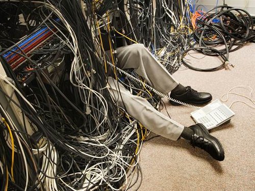 1C6006315-110420-tdy-tech-wires.blocks_desktop_medium[1].jpg