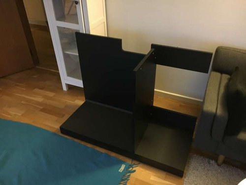 Møblet samles. Rigtig lækker kvalitet