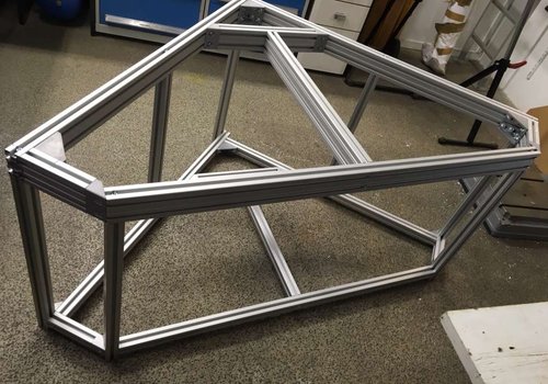 IMG_6148.JPG (105.8 KiB) Vist 4413 gange Nederste del af bordet næsten klar