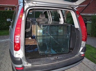 baljen venter på et par stærke mænd