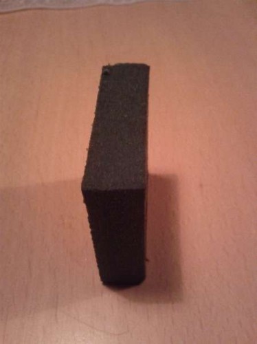 test af et stykke vandfast mdf plade.  efter 4 timers iblødsætning under vand.  ingen problemer ;-)