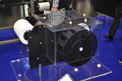 den eneste rigtige nyhed jeg så, et filter med en rulle hvor vandet løb igennem og hen over.