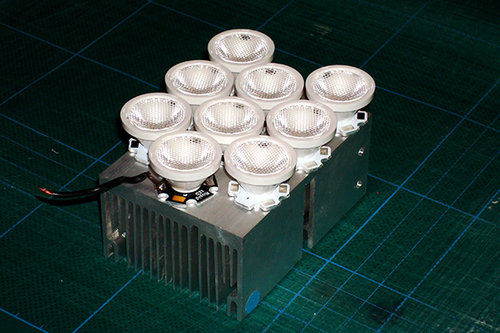 DSC05237-WEB.jpg (160.17 KiB) Vist 45377 gange 9 Cree LED m/Store linser på 80 grader...