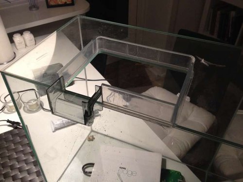 IMG_0820.JPG (37.9 KiB) Vist 1229 gange Tragten sat på. Limet med akryllim.